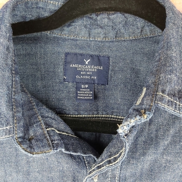AMERICAN Eagle men's denim button down shirt size small Western - Picture 6 of 7